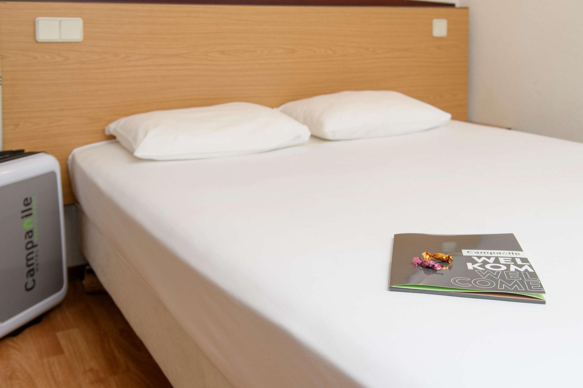 Campanile Hotel & Restaurant Leeuwarden Bagian luar foto