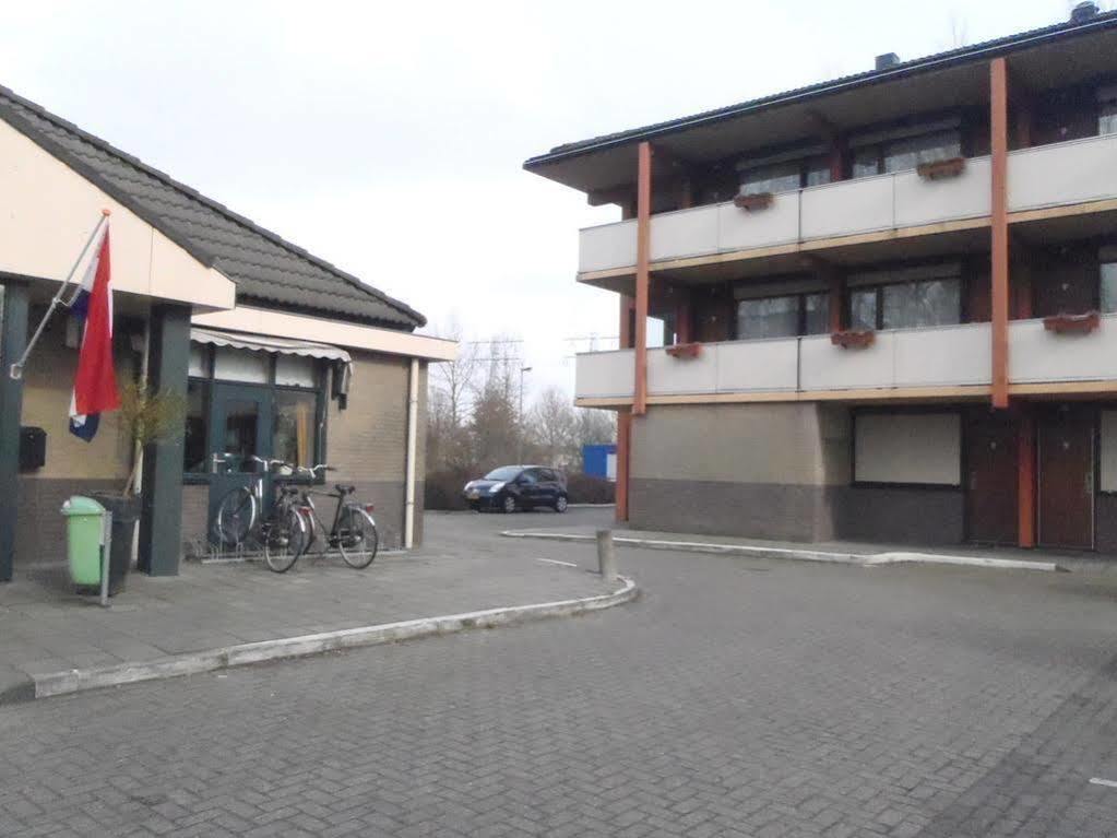 Campanile Hotel & Restaurant Leeuwarden Bagian luar foto